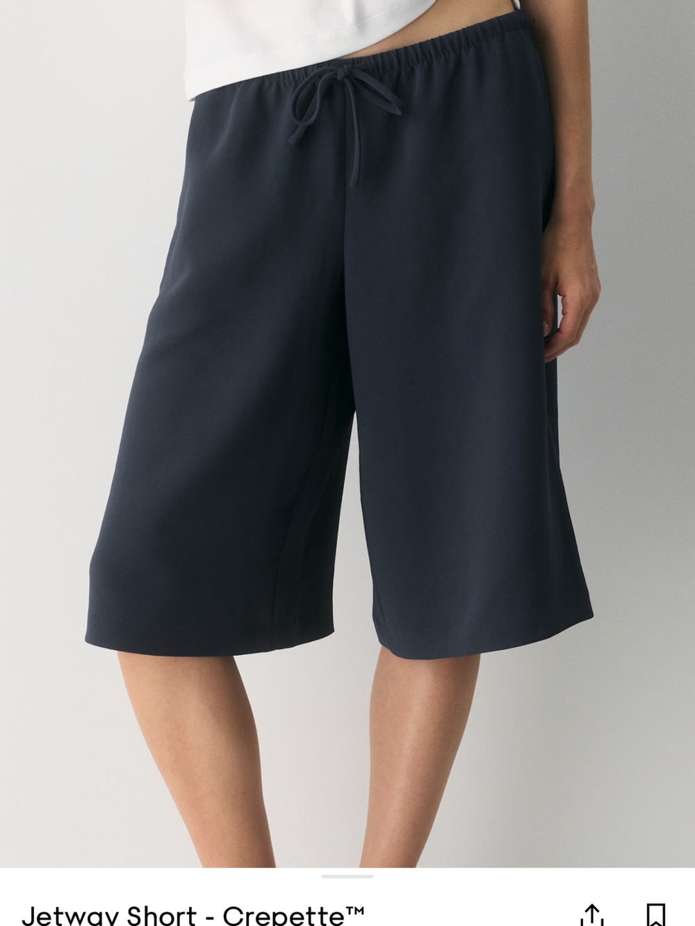 Short - crepette™ Women’s Black Drawstring Shorts